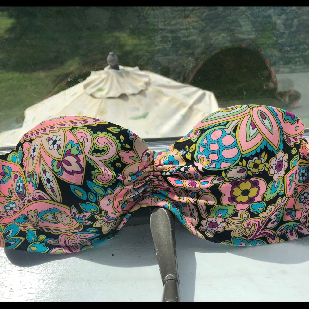 VS Strapless Molded Bikini Top